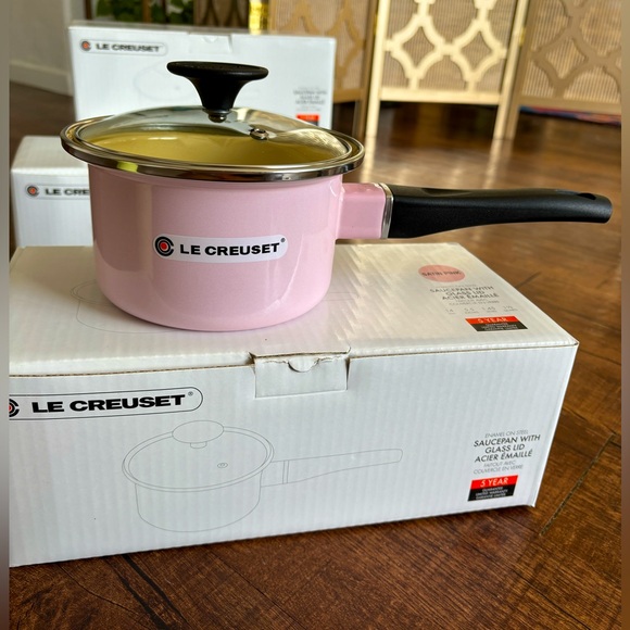 Le Creuset Other - NIB | Le Creuset Saucepan with glass lid | SATIN PINK RARE